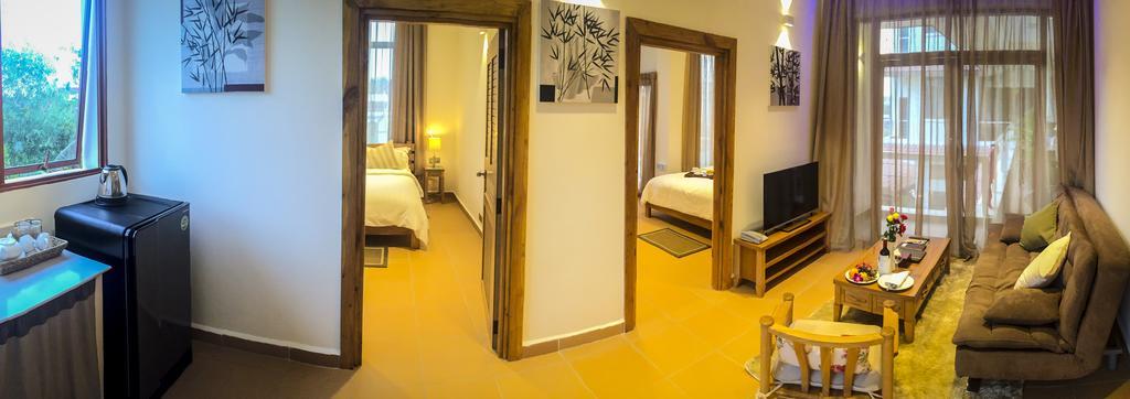 Deluxx Boutique Hotel Σίχανουκβιλ Δωμάτιο φωτογραφία