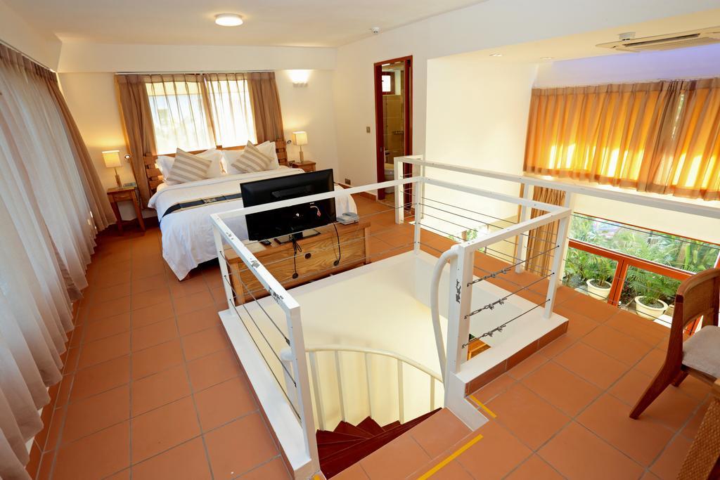 Deluxx Boutique Hotel Σίχανουκβιλ Δωμάτιο φωτογραφία