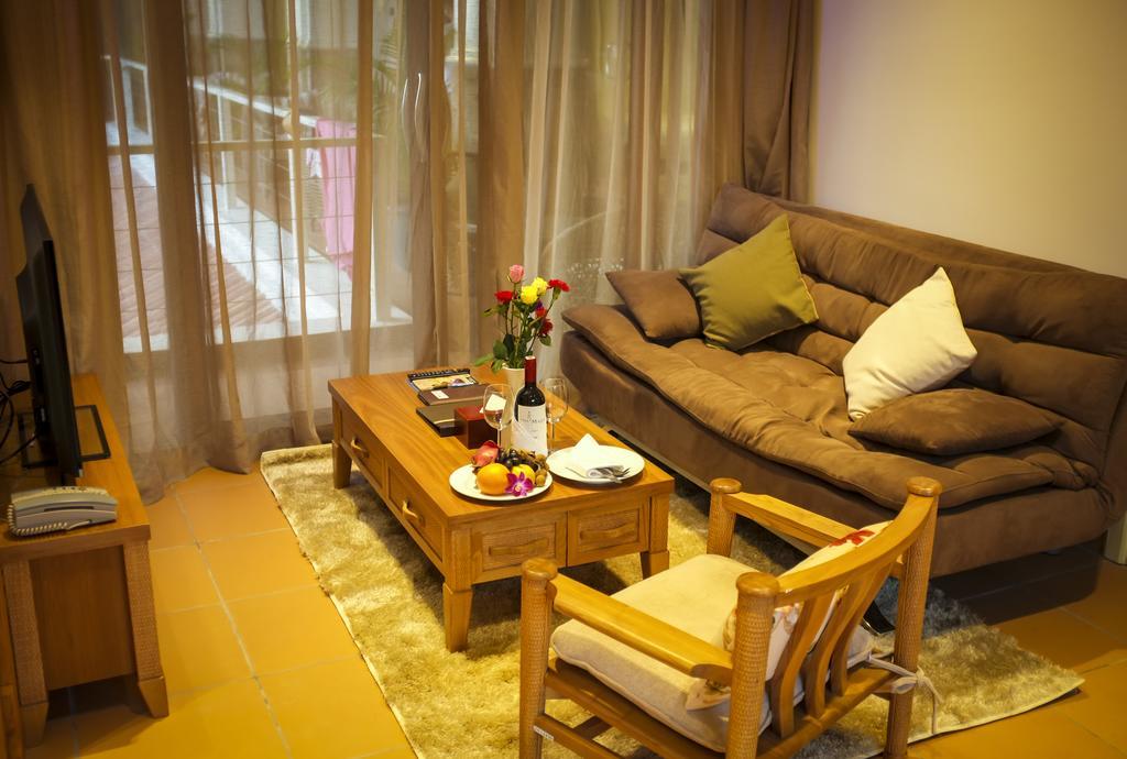 Deluxx Boutique Hotel Σίχανουκβιλ Δωμάτιο φωτογραφία