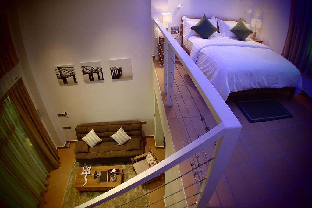 Deluxx Boutique Hotel Σίχανουκβιλ Δωμάτιο φωτογραφία