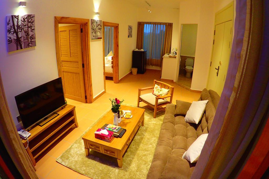 Deluxx Boutique Hotel Σίχανουκβιλ Δωμάτιο φωτογραφία